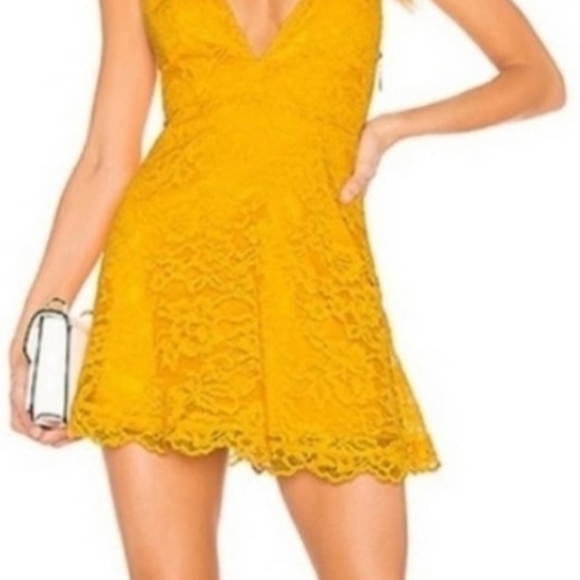 New Revolve NBD x Naven Yellow Embroidered Gorgeous Low Back Dress Sz Xs - Picture 6 of 16